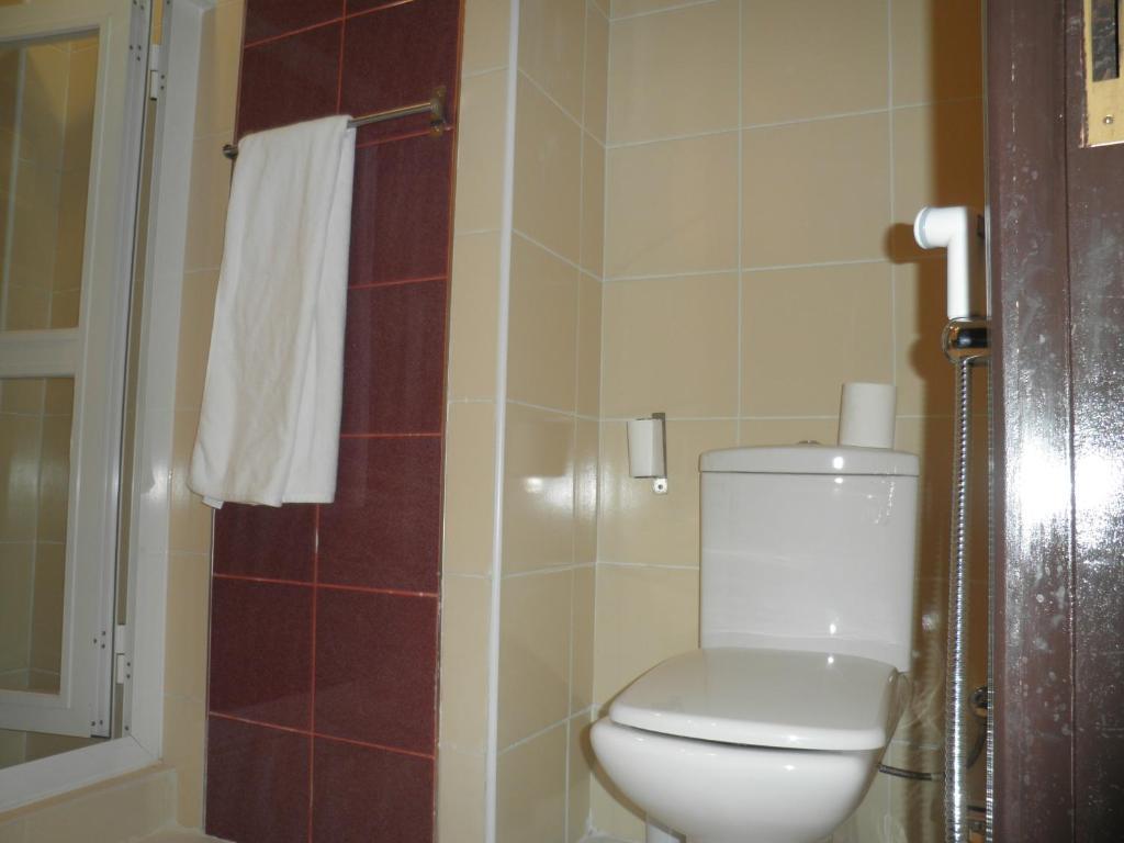 Marina Royal Hotel Suites Kuwait City Zimmer foto