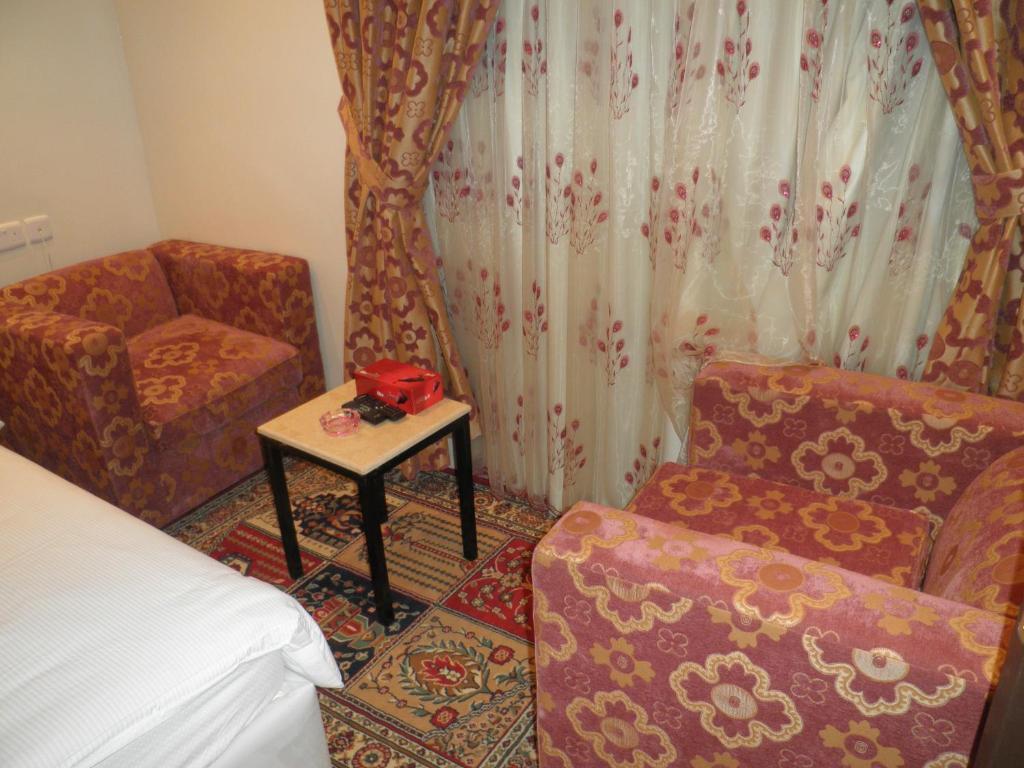 Marina Royal Hotel Suites Kuwait City Zimmer foto