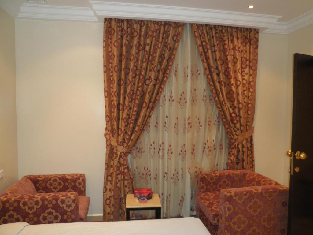 Marina Royal Hotel Suites Kuwait City Zimmer foto